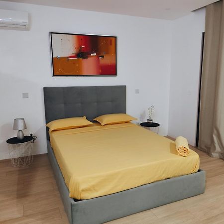 Ocean Mirror Apartment Прайя Экстерьер фото