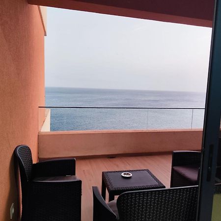 Ocean Mirror Apartment Прайя Экстерьер фото