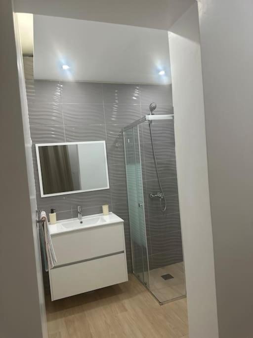 Ocean Mirror Apartment Прайя Экстерьер фото