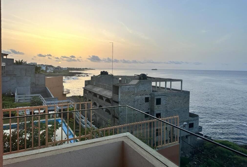 Ocean Mirror Apartment Прайя Экстерьер фото