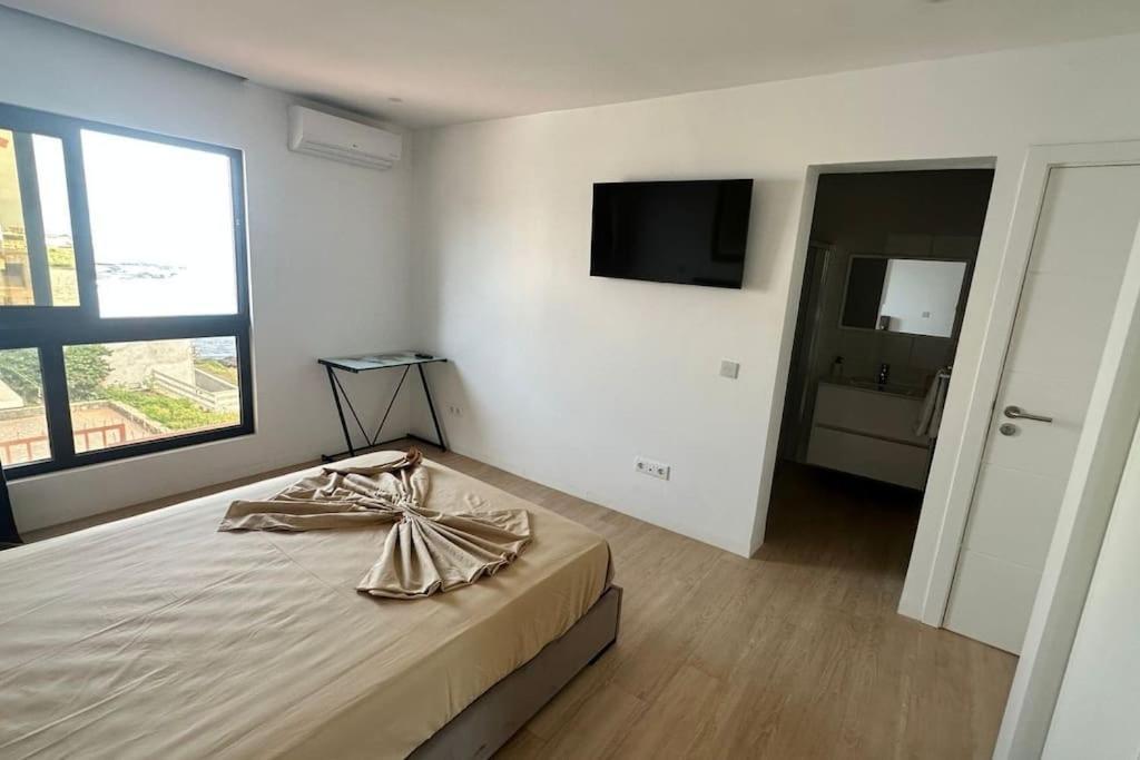 Ocean Mirror Apartment Прайя Экстерьер фото