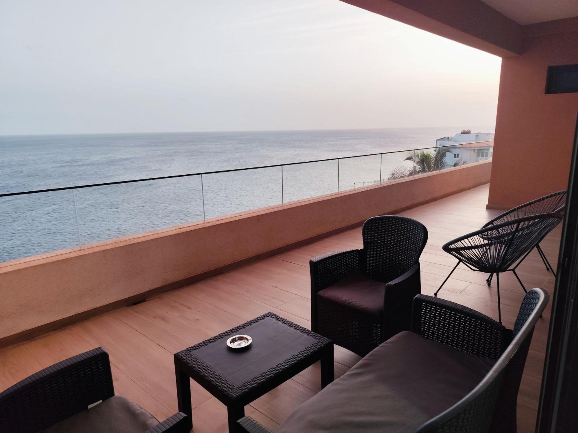 Ocean Mirror Apartment Прайя Экстерьер фото